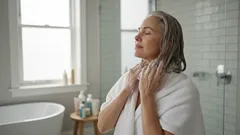 Os cabelos grisalhos já não são um problema: como transformar o prateado num luxo sem precisar de pintar